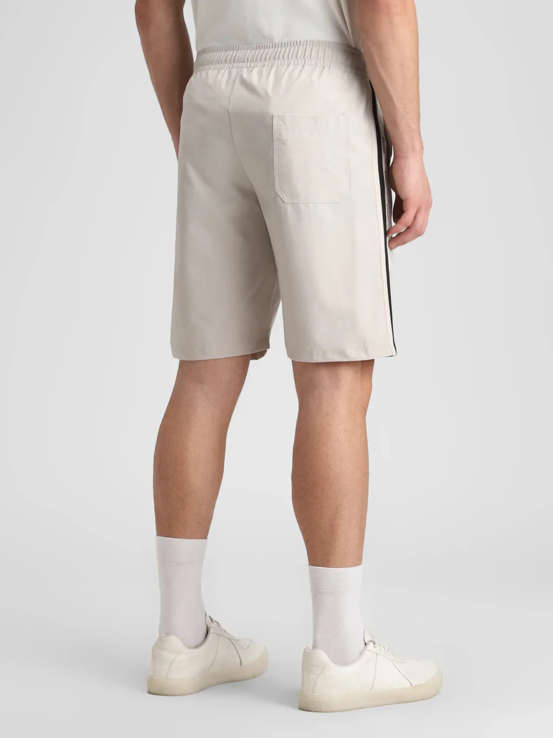 Cream Solid Shorts - Image 4