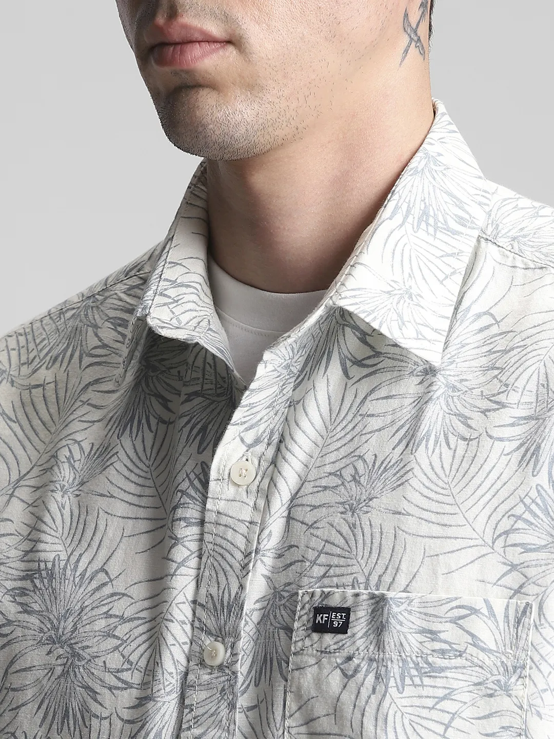 Grey Printed Shirt - Image 3