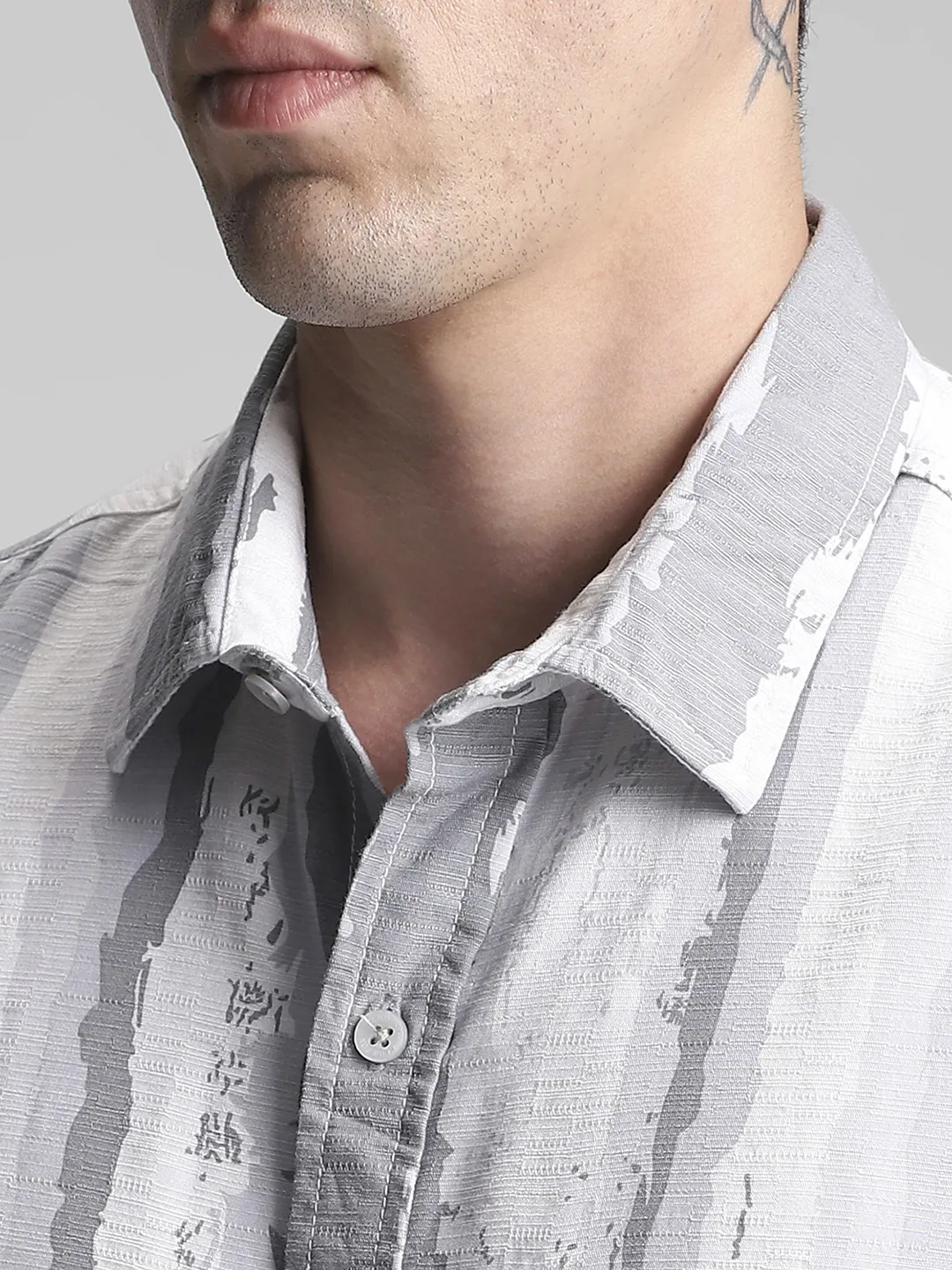 Grey Printed Shirt - Image 6