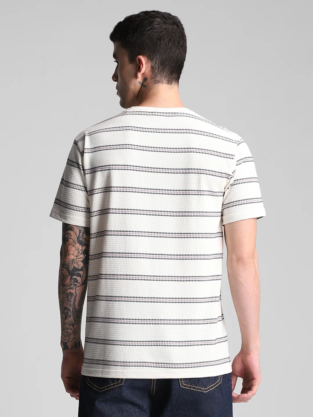 Off White Striped Crew Neck T-Shirt - Image 4
